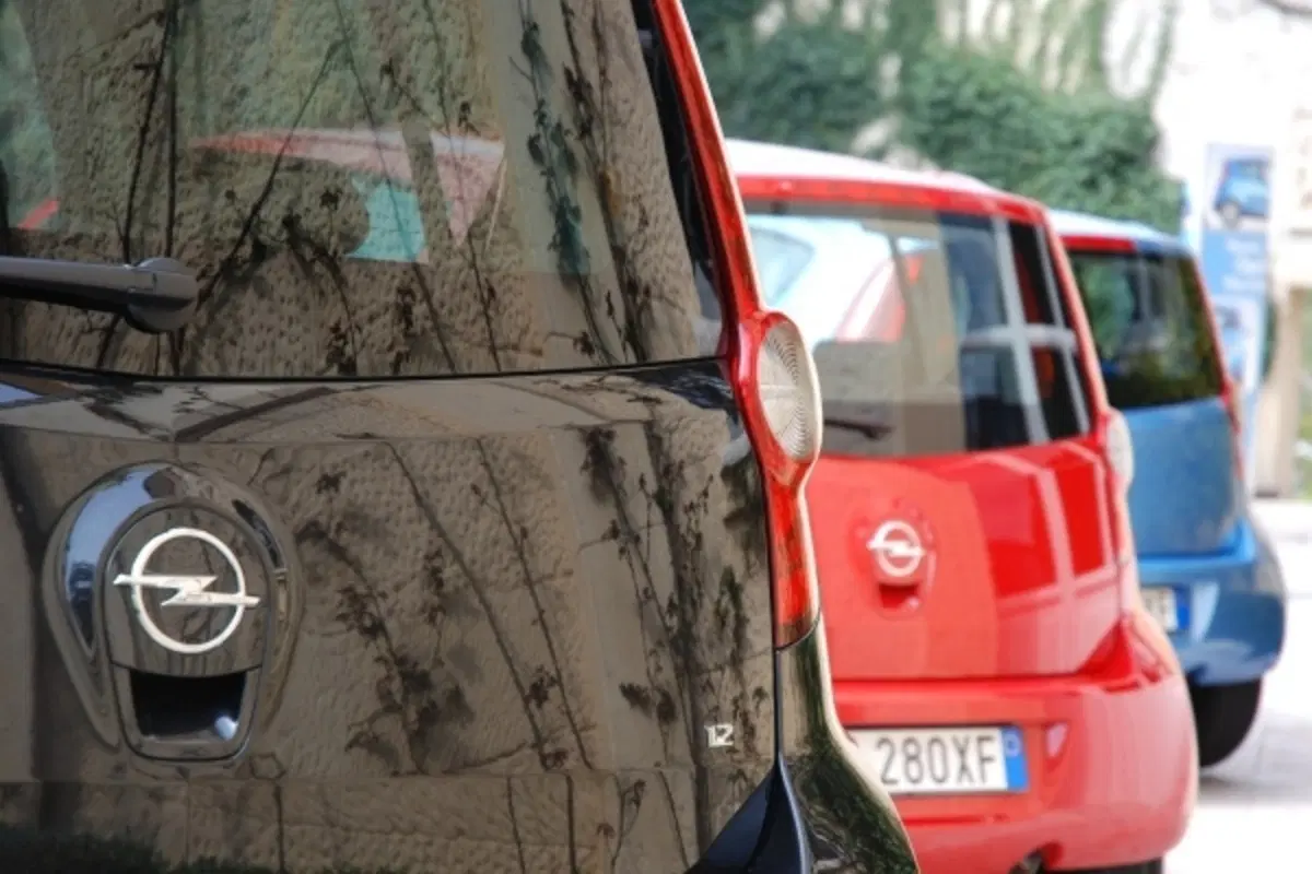 Opel Agila (5)