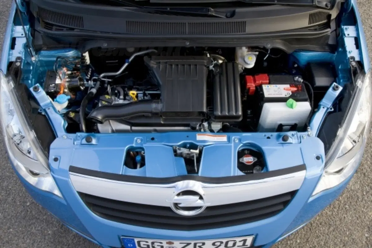 Opel Agila (25)