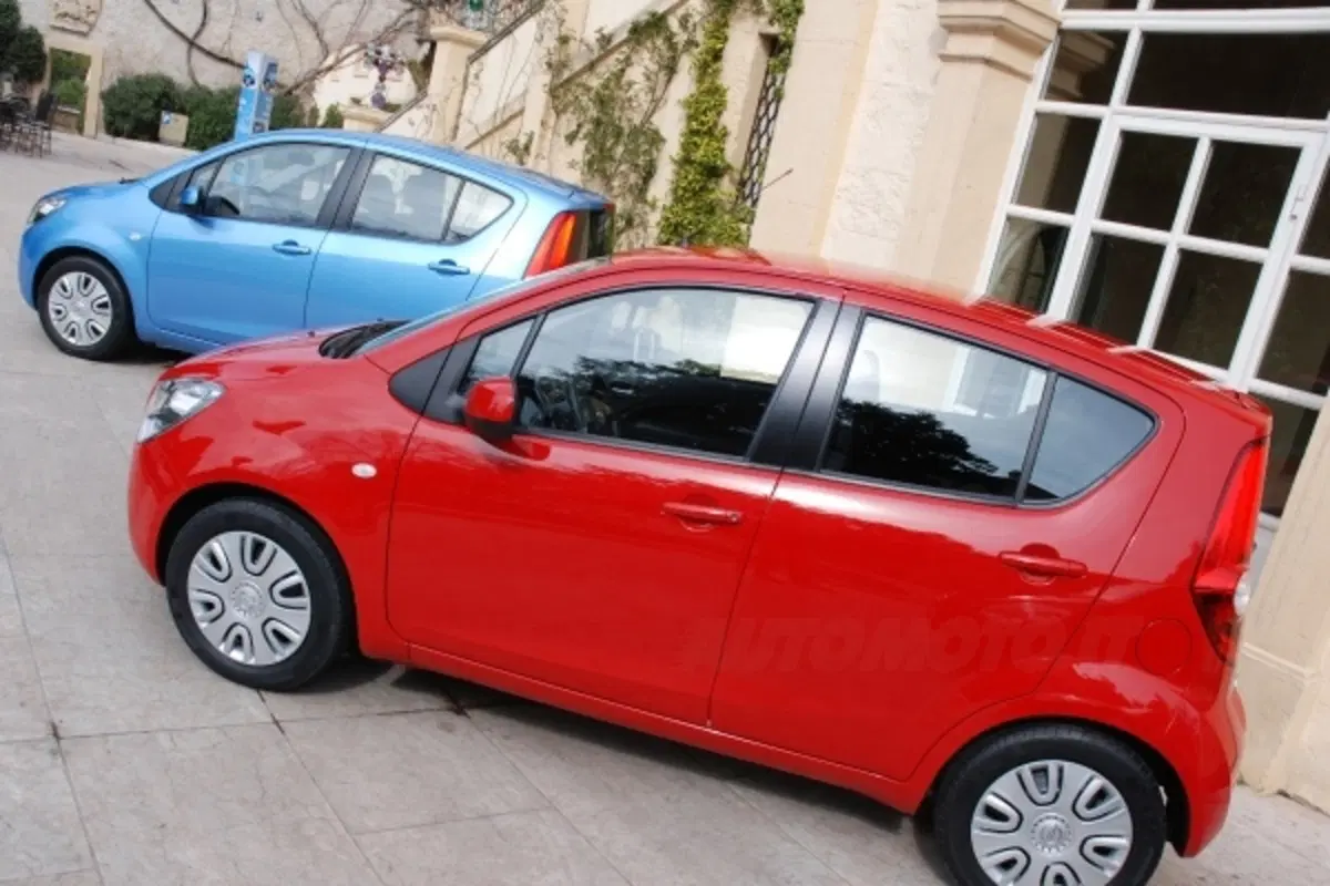Opel Agila (27)