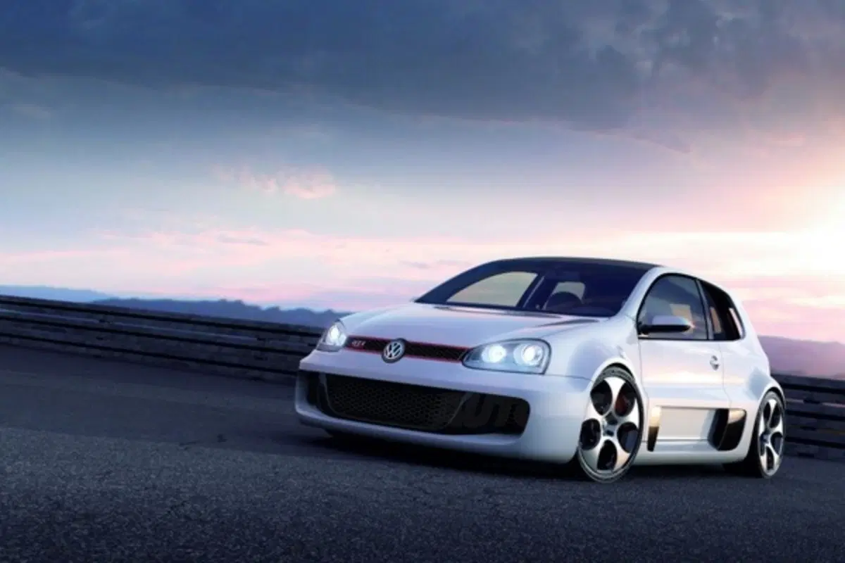 Volkswagen Golf GTI W12 650 (6)