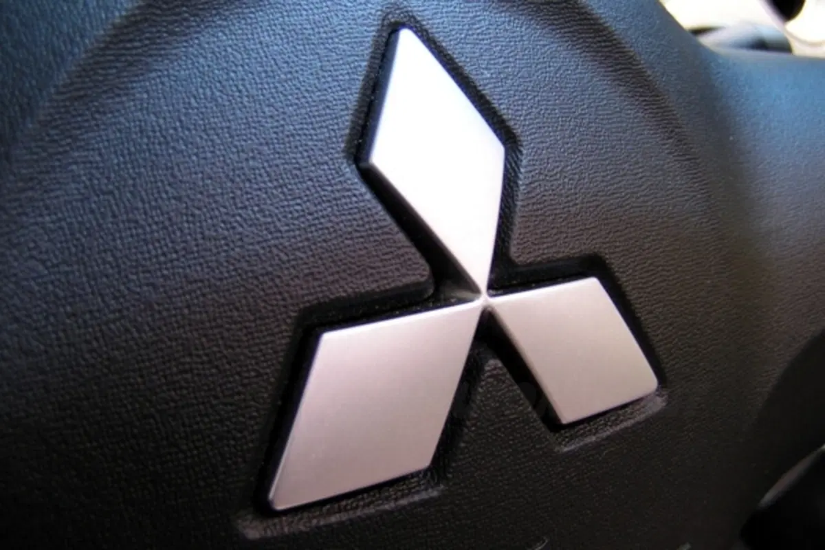Mitsubishi Colt (17)