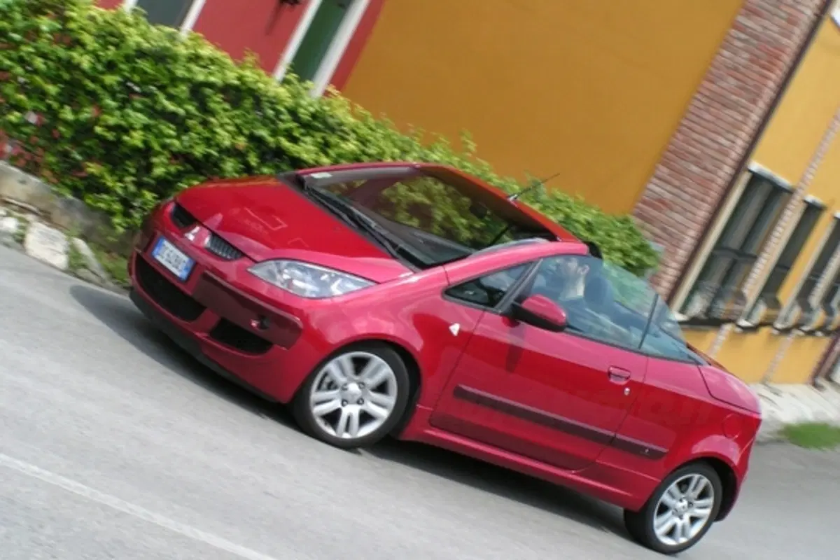 Mitsubishi Colt (28)
