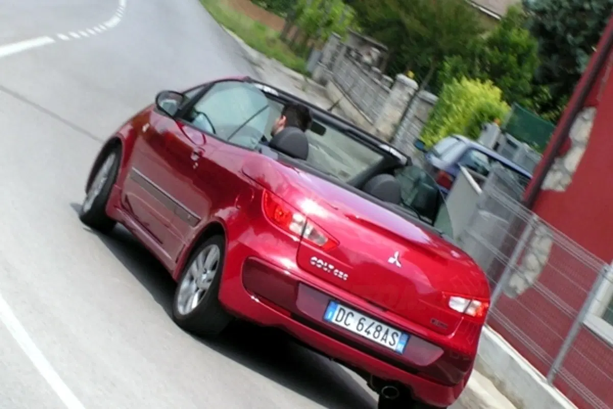 Mitsubishi Colt (29)