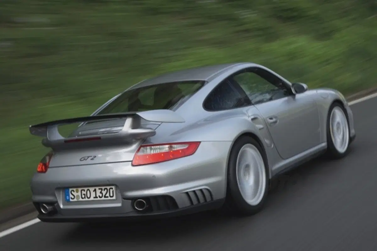 Porsche 911 GT2 (2)
