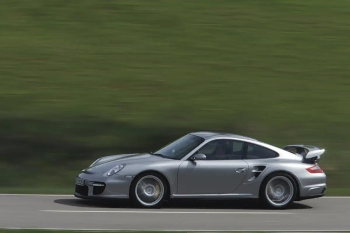 Porsche 911 GT2 (3)