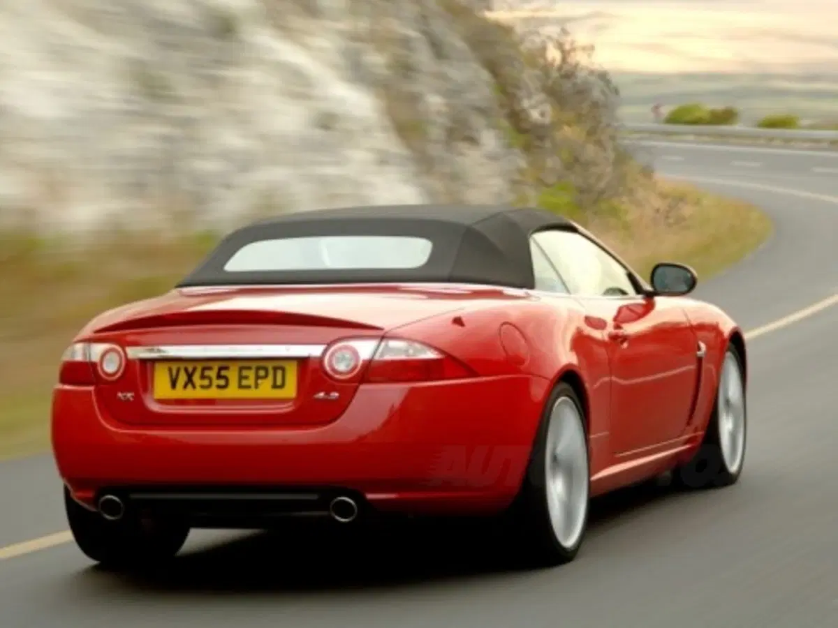 Jaguar XK 3.5 V8 (4)