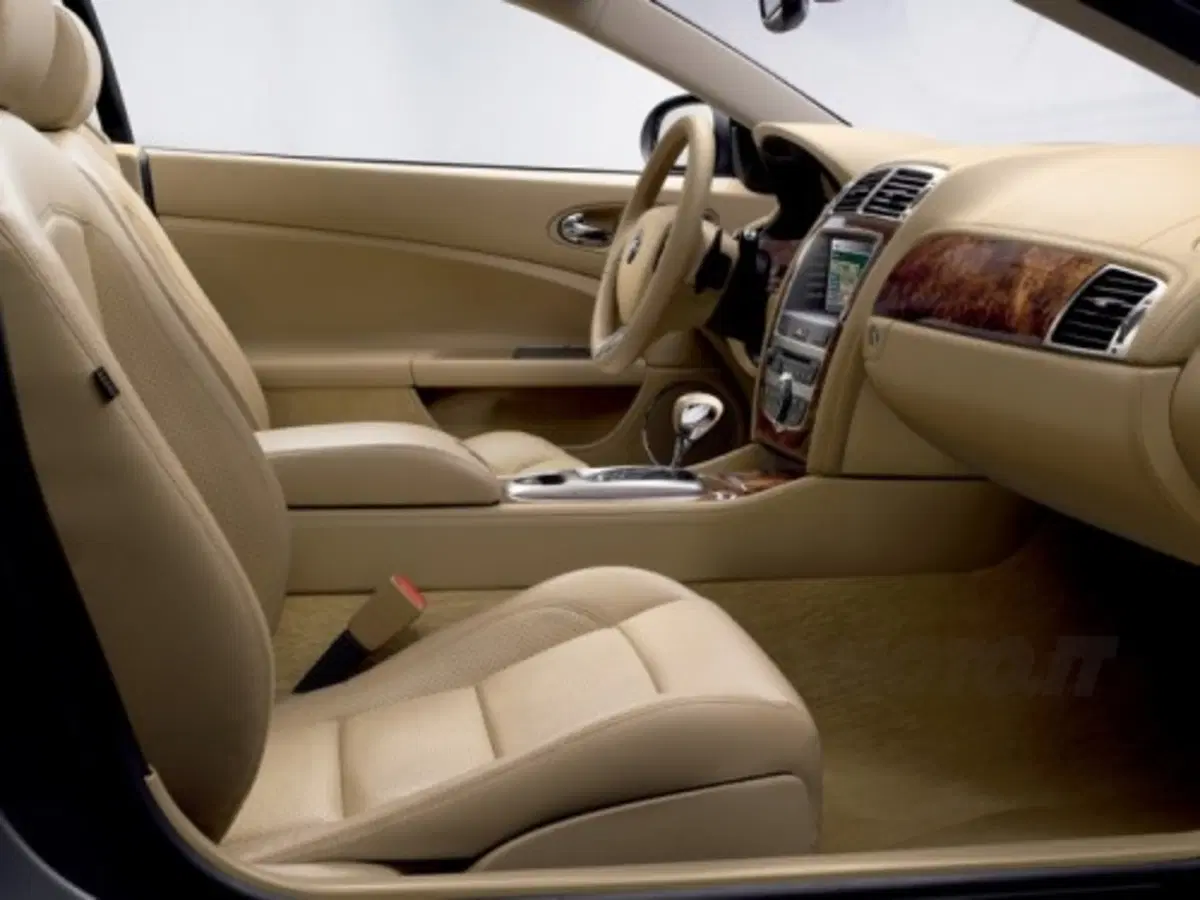 Jaguar XK 3.5 V8 (8)