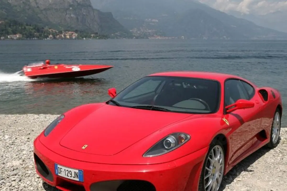 Con il motore Ferrari... in acqua!
