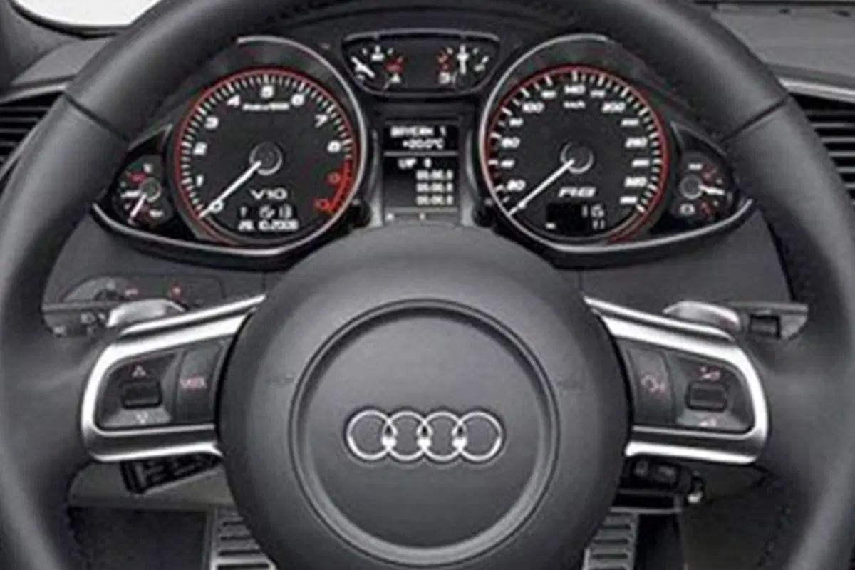 Audi R8 V10 (6)