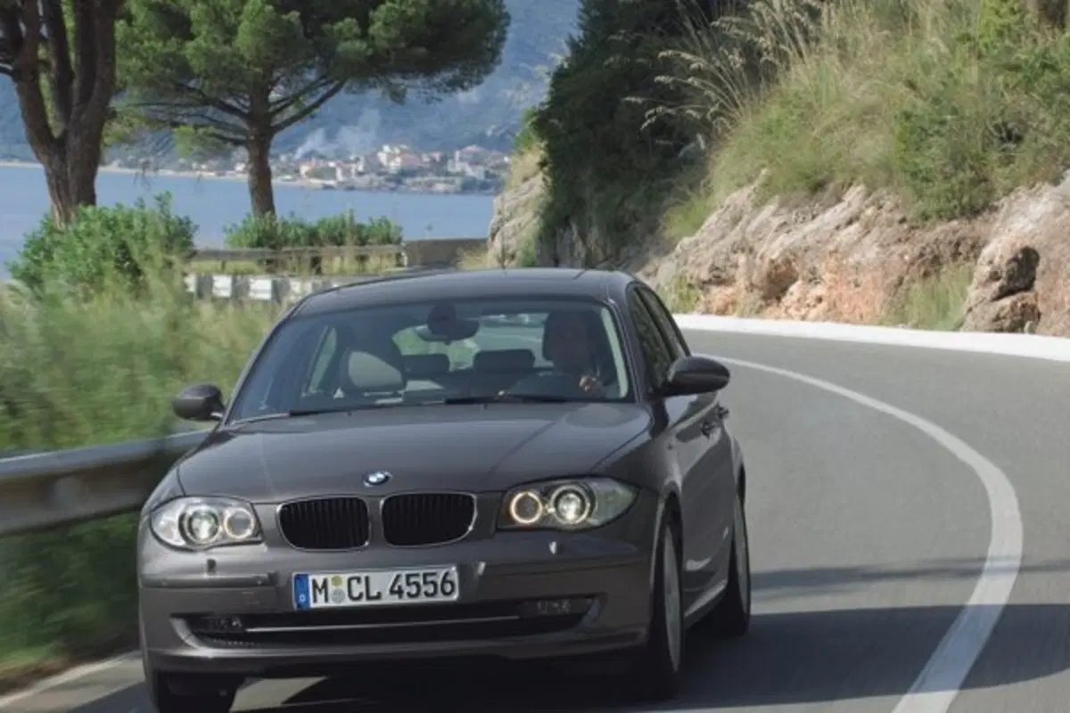 BMW 123d (4)