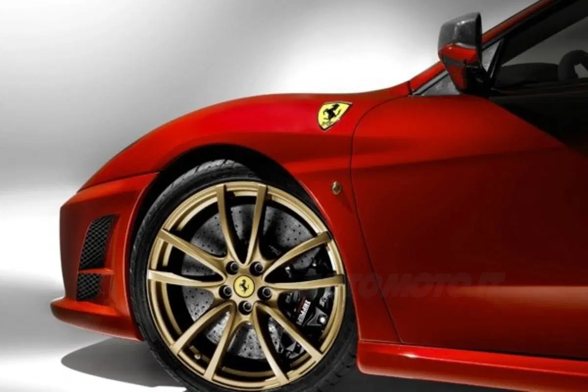 Ferrari F430 Scuderia (5)