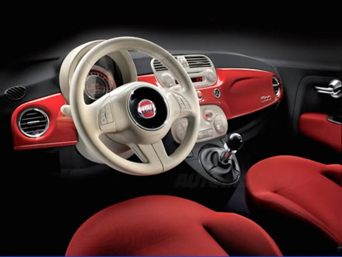 Torino in festa per la nuova Fiat 500 (5)