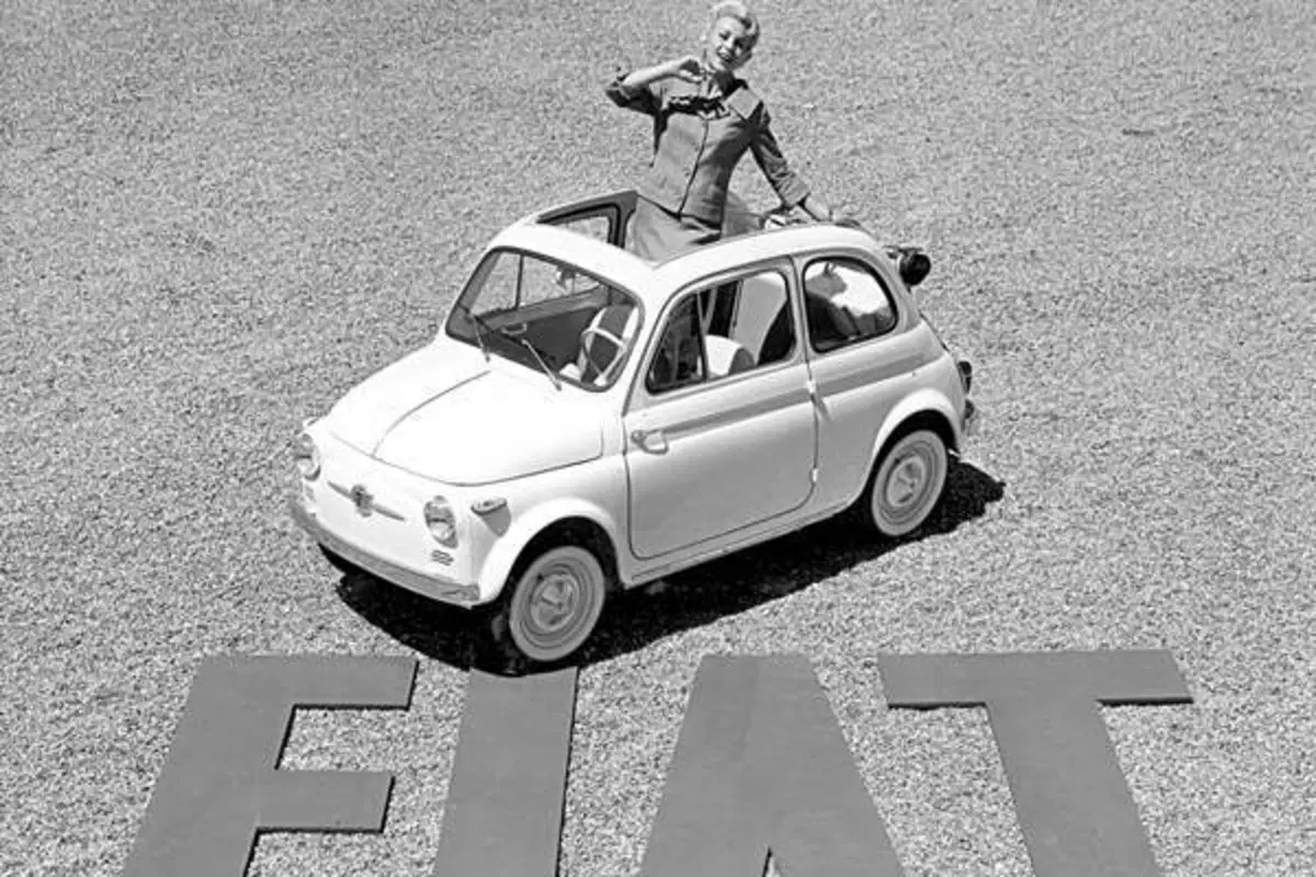 Torino in festa per la nuova Fiat 500 (7)