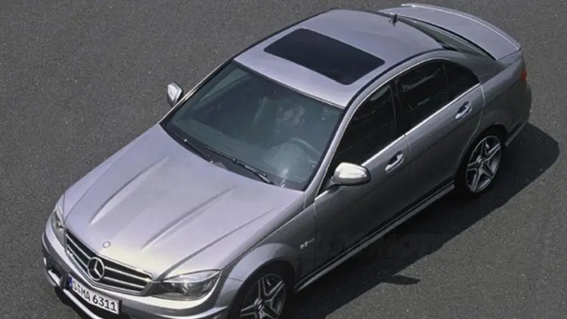 Mercedes C63 AMG