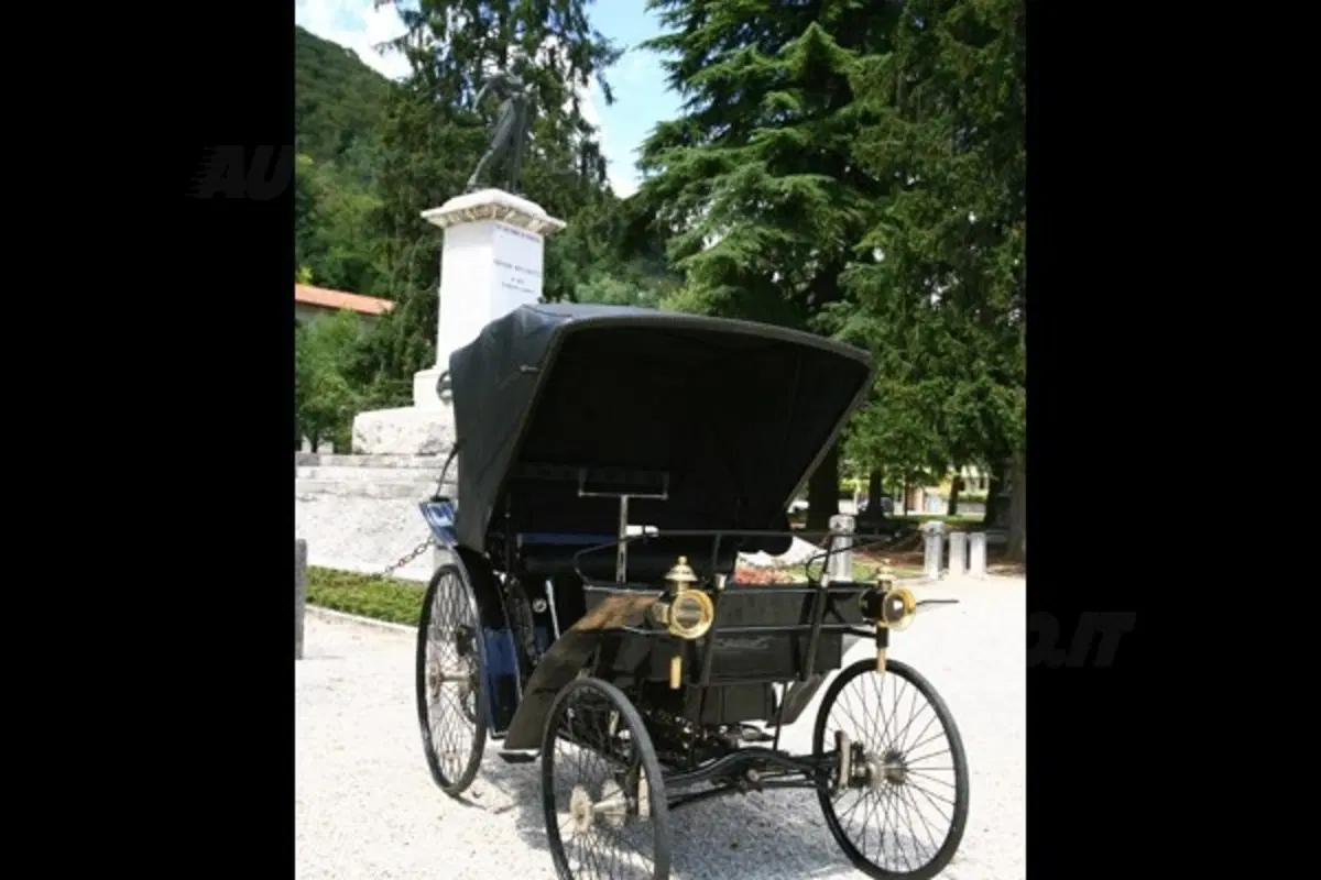 Largo Armand Peugeot (5)