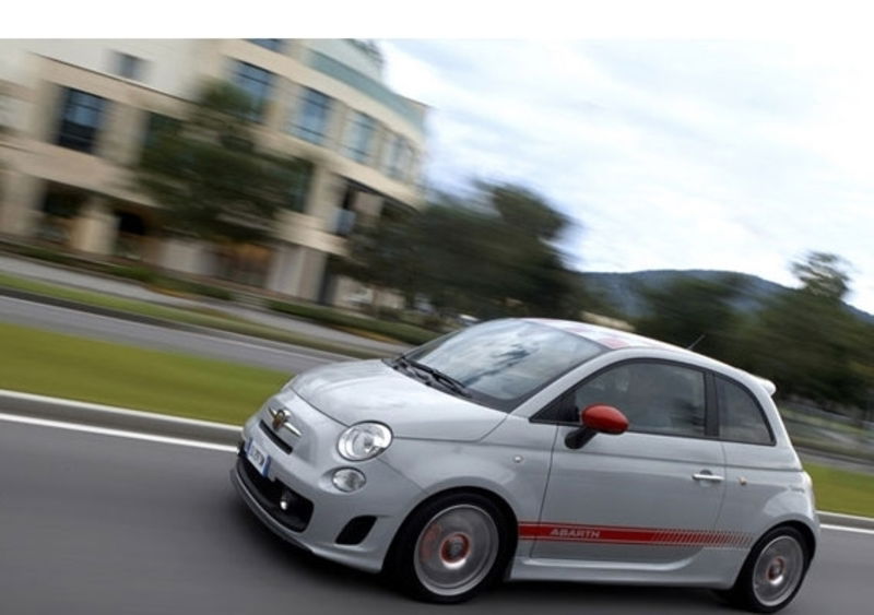 Nuova Fiat 500 Abarth