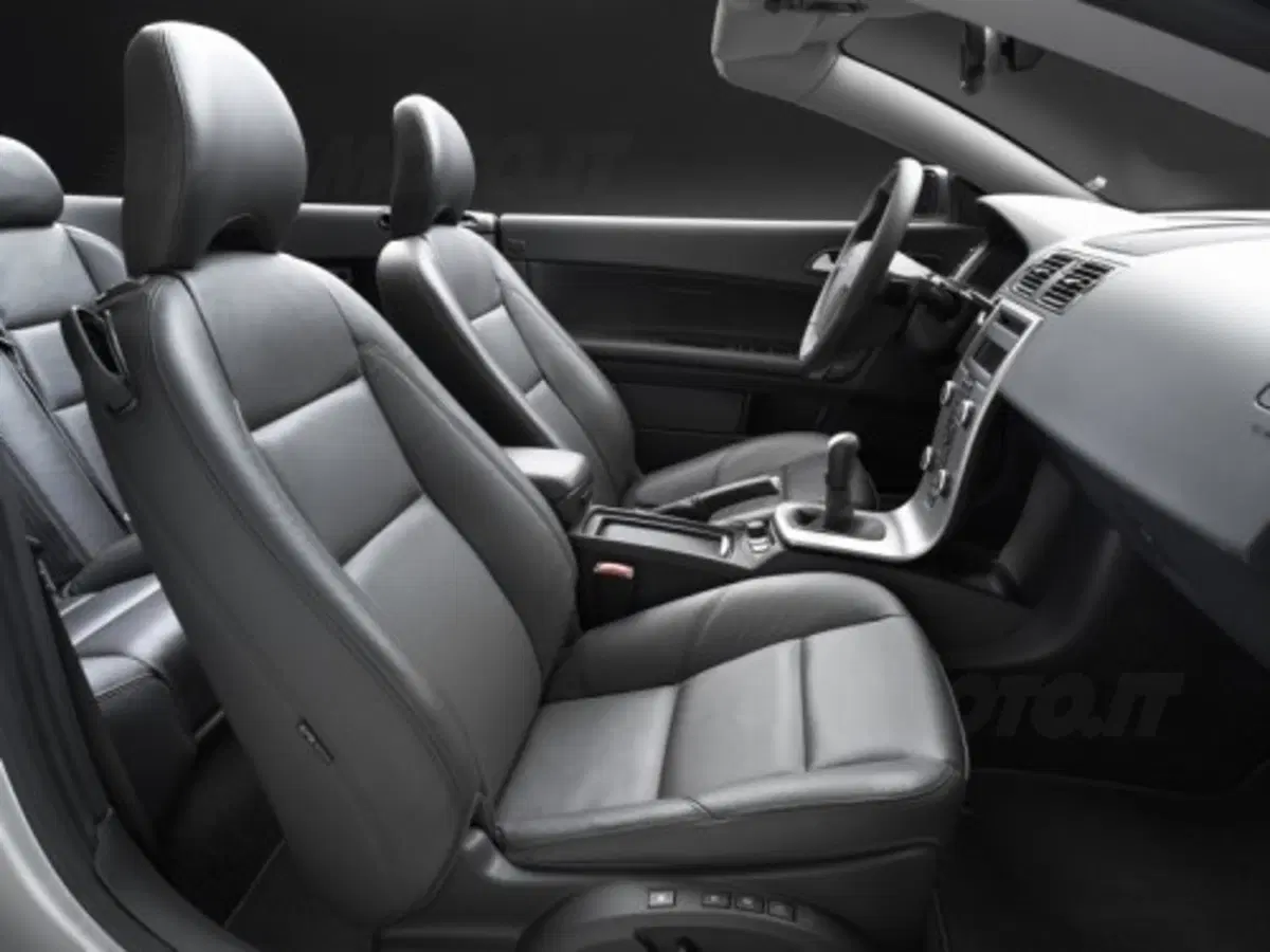 Volvo C70 2.0D (6)