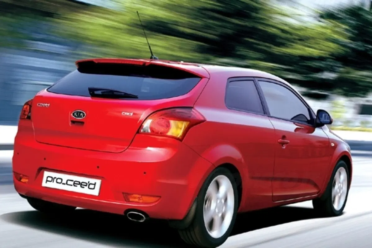 Kia Cee'd 3 porte