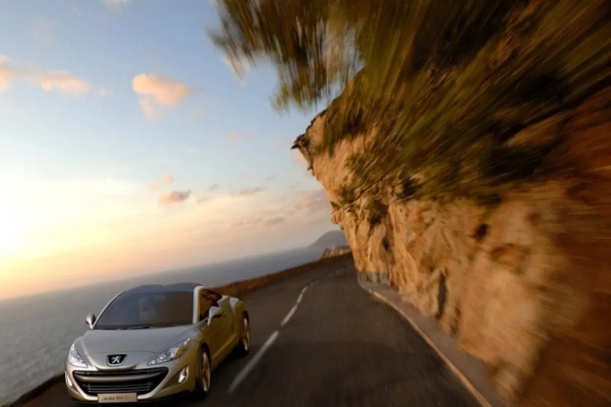 Peugeot 308 RCZ (3)