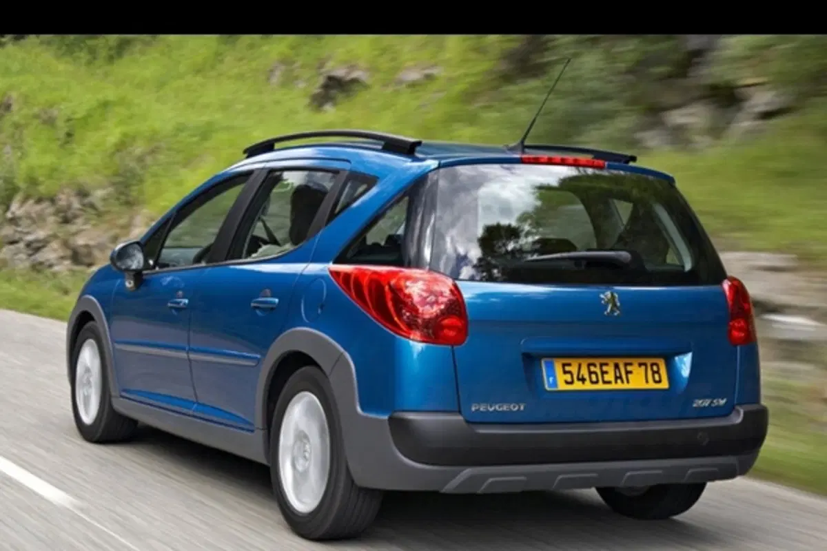 Peugeot 207 SW Outdoor (2)