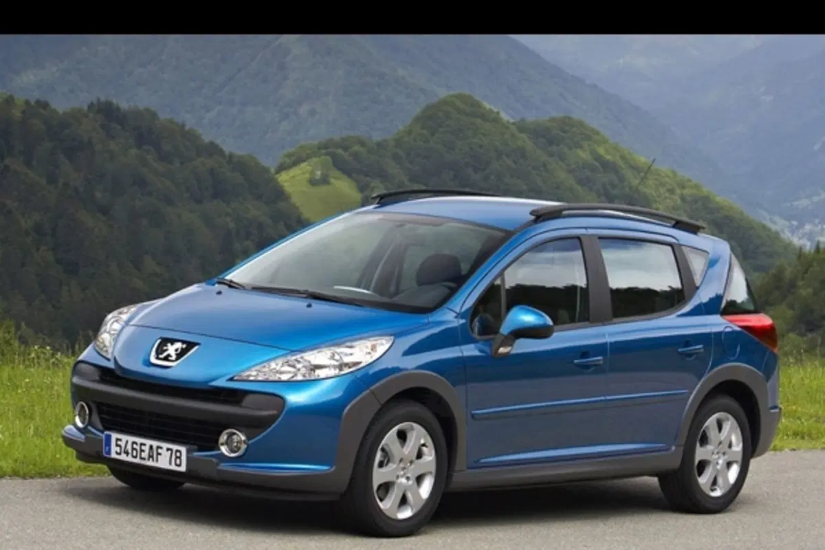 Peugeot 207 SW Outdoor (5)