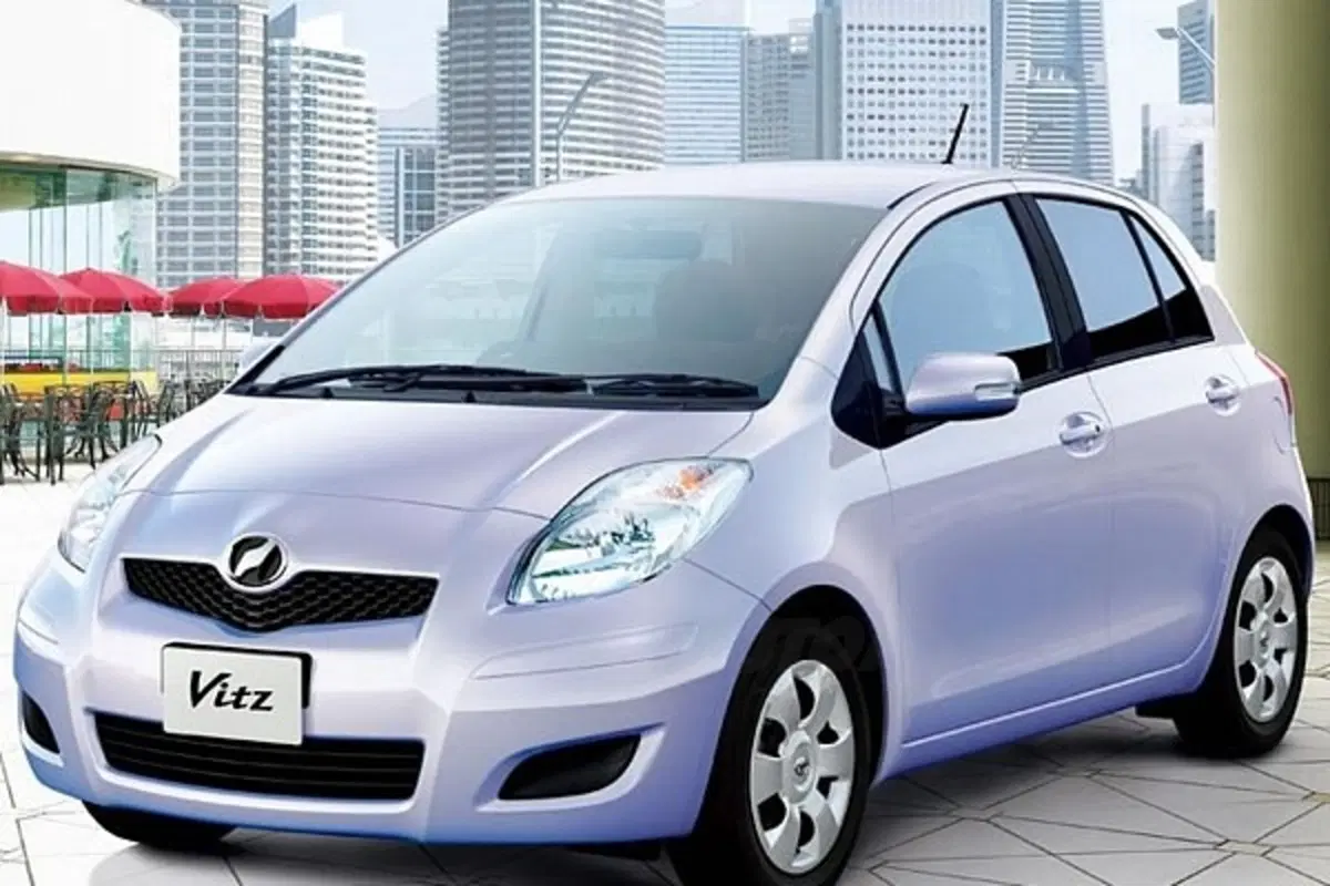 Toyota Yaris restyling (4)