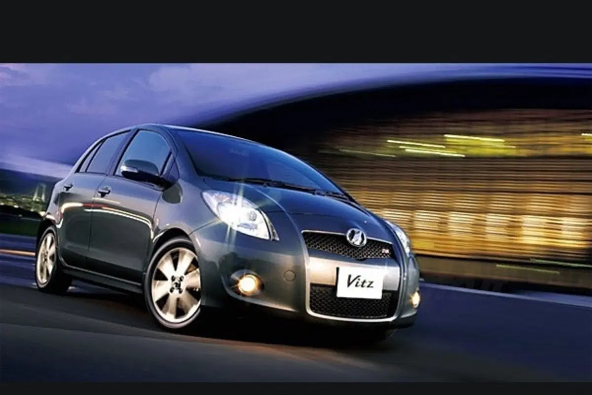 Toyota Yaris restyling (10)