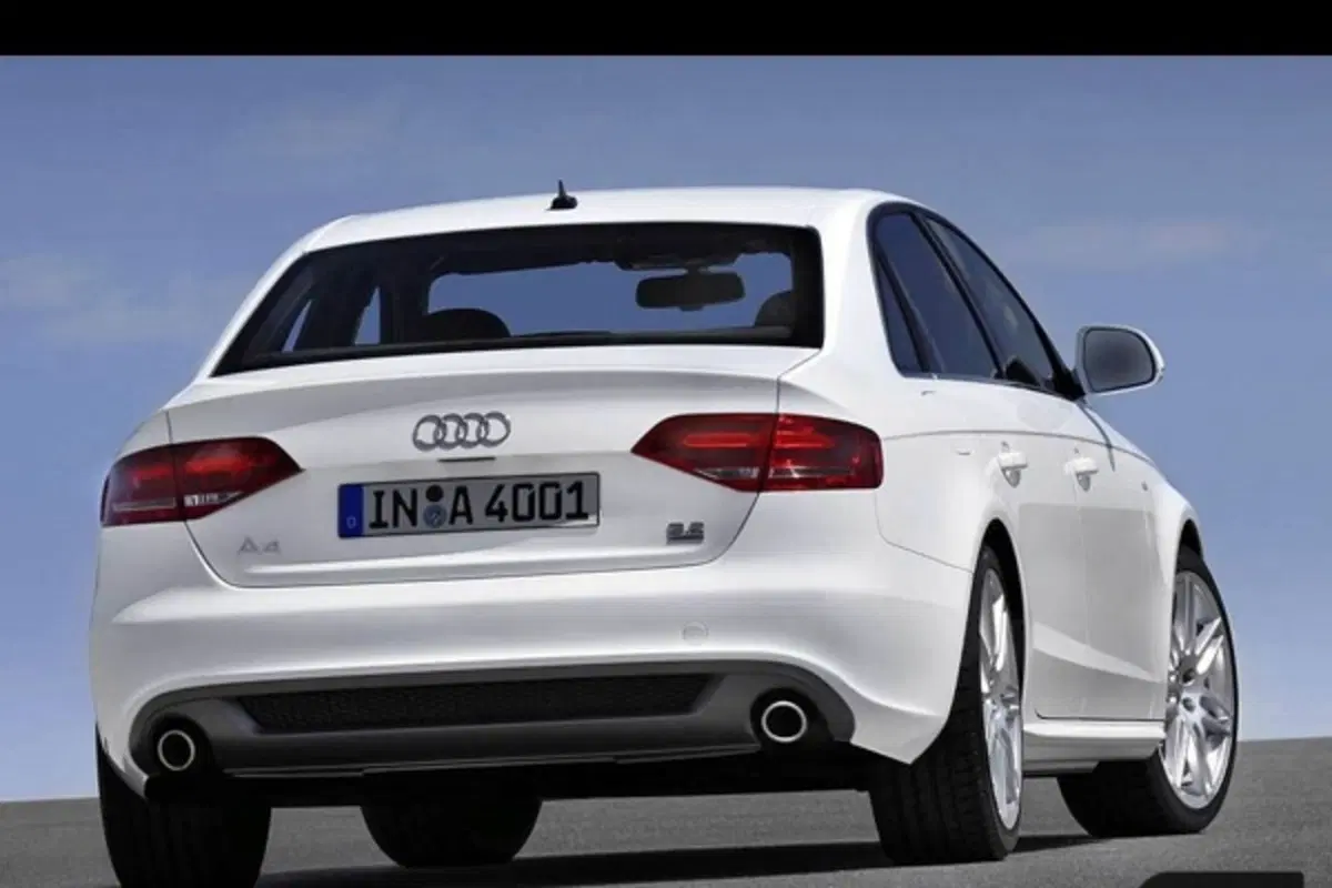 Nuova Audi A4 S-line