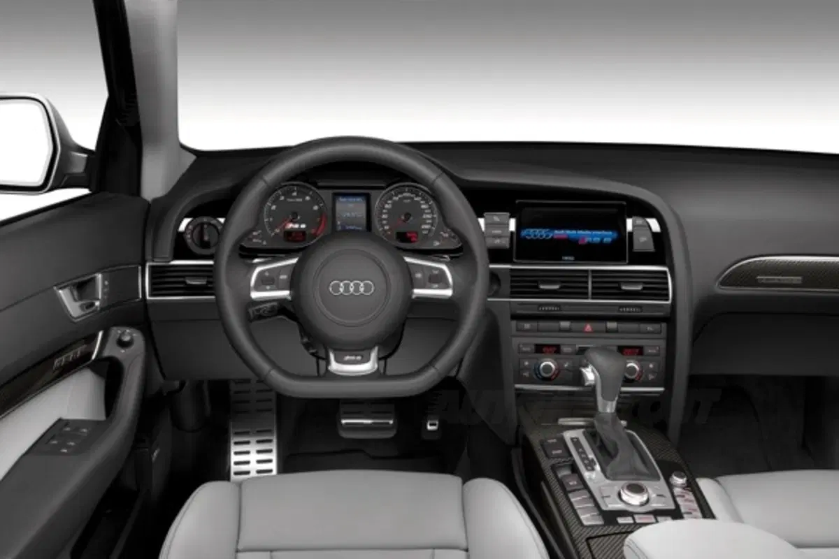Audi RS6 Avant (6)