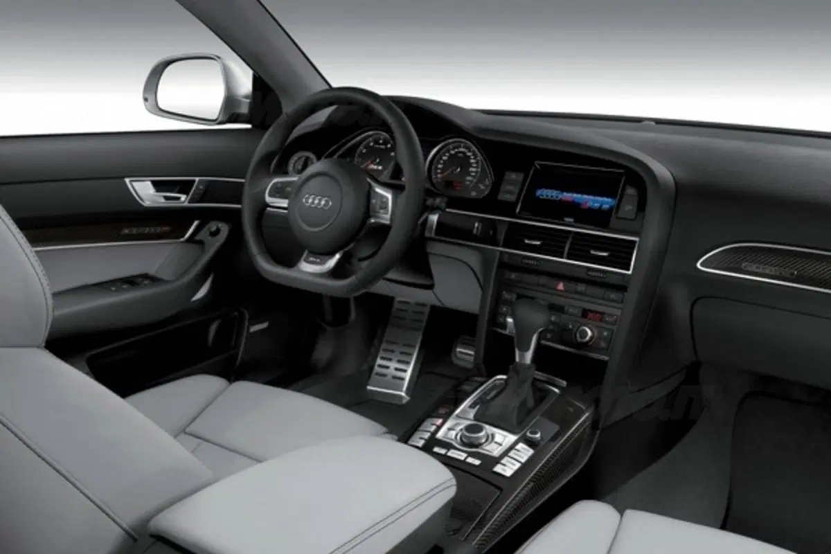 Audi RS6 Avant (7)