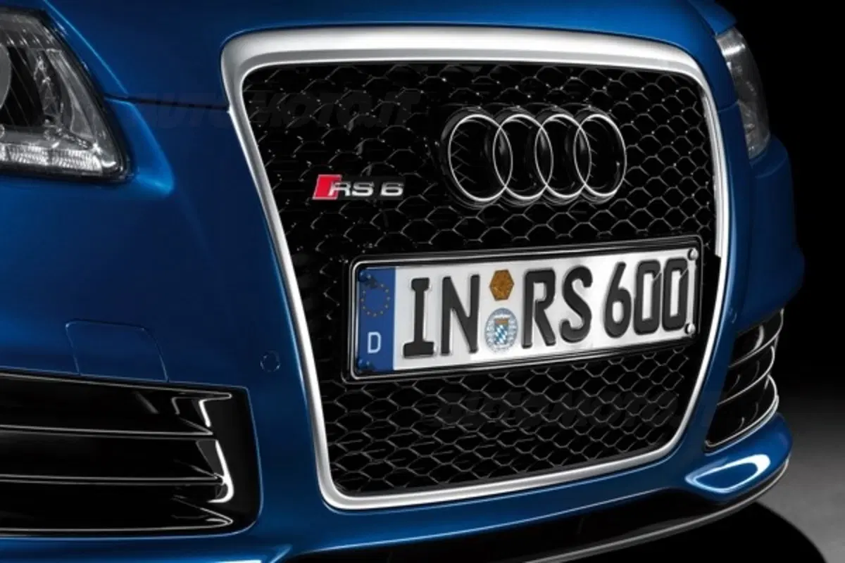 Audi RS6 Avant (9)
