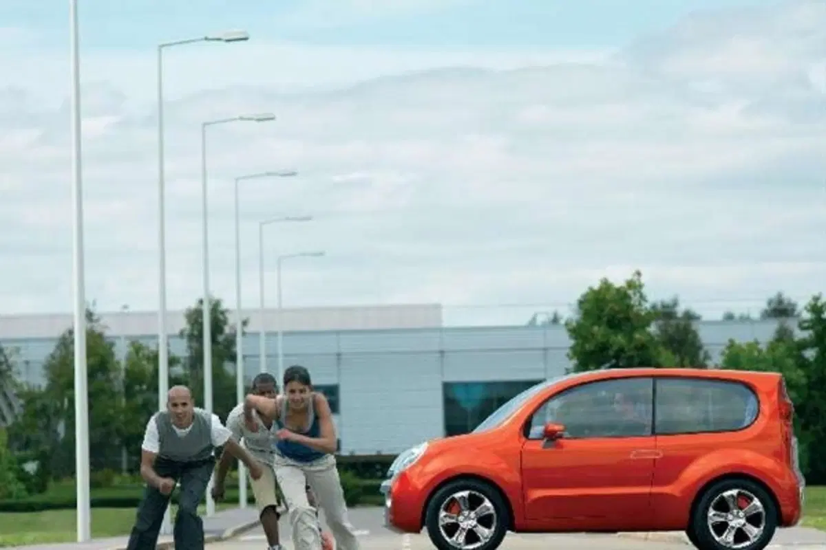 Renault Kangoo Compact Concept (8)