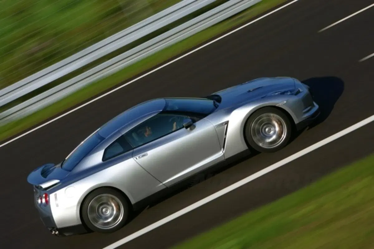 Nissan GT-R (31)