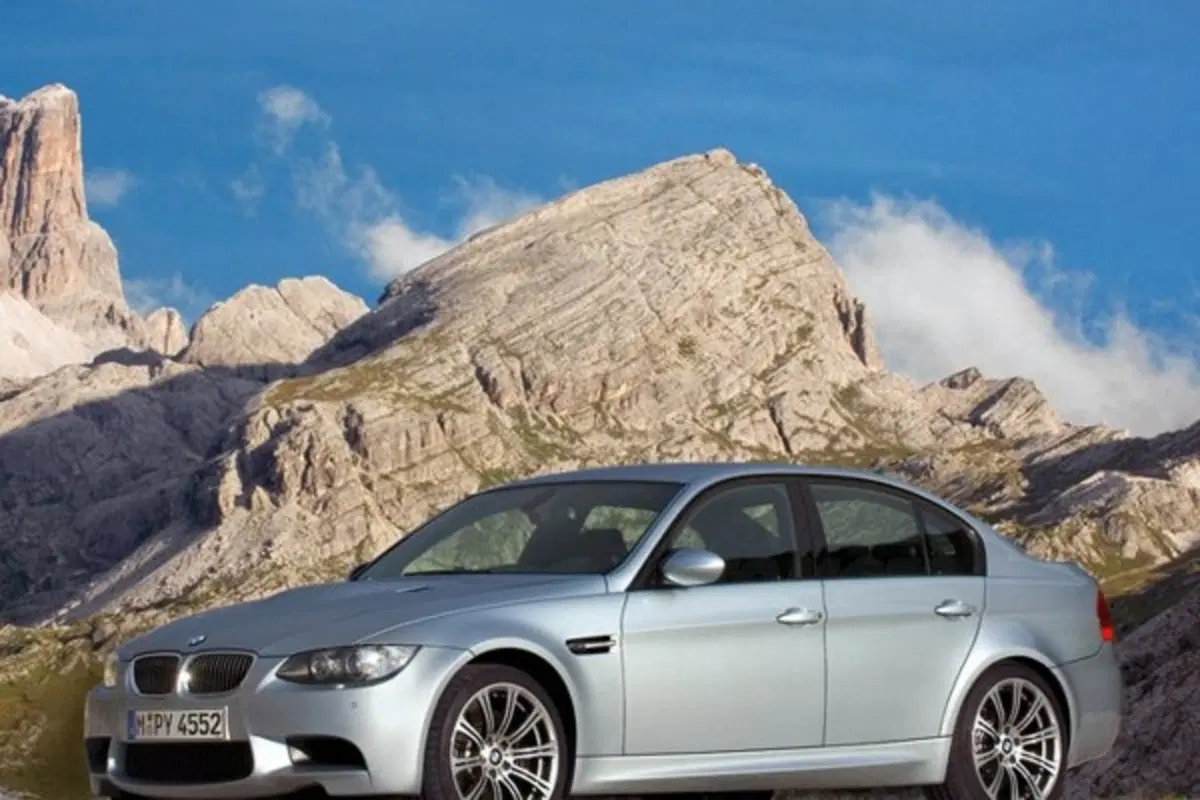 BMW M3 berlina (4)