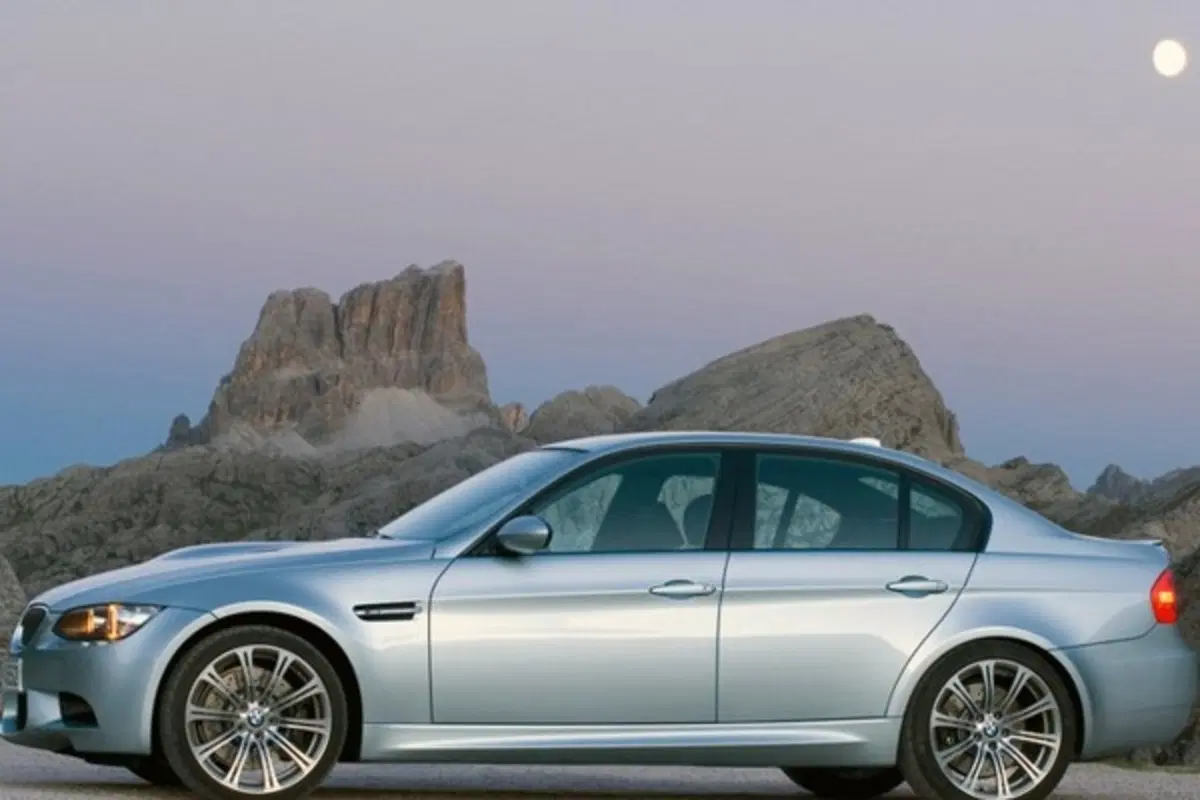 BMW M3 berlina (7)