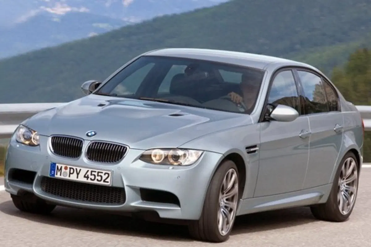 BMW M3 berlina (11)