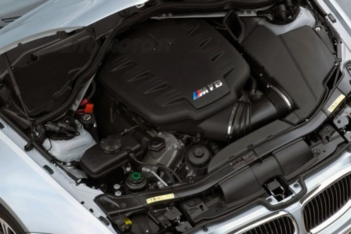BMW M3 berlina (16)