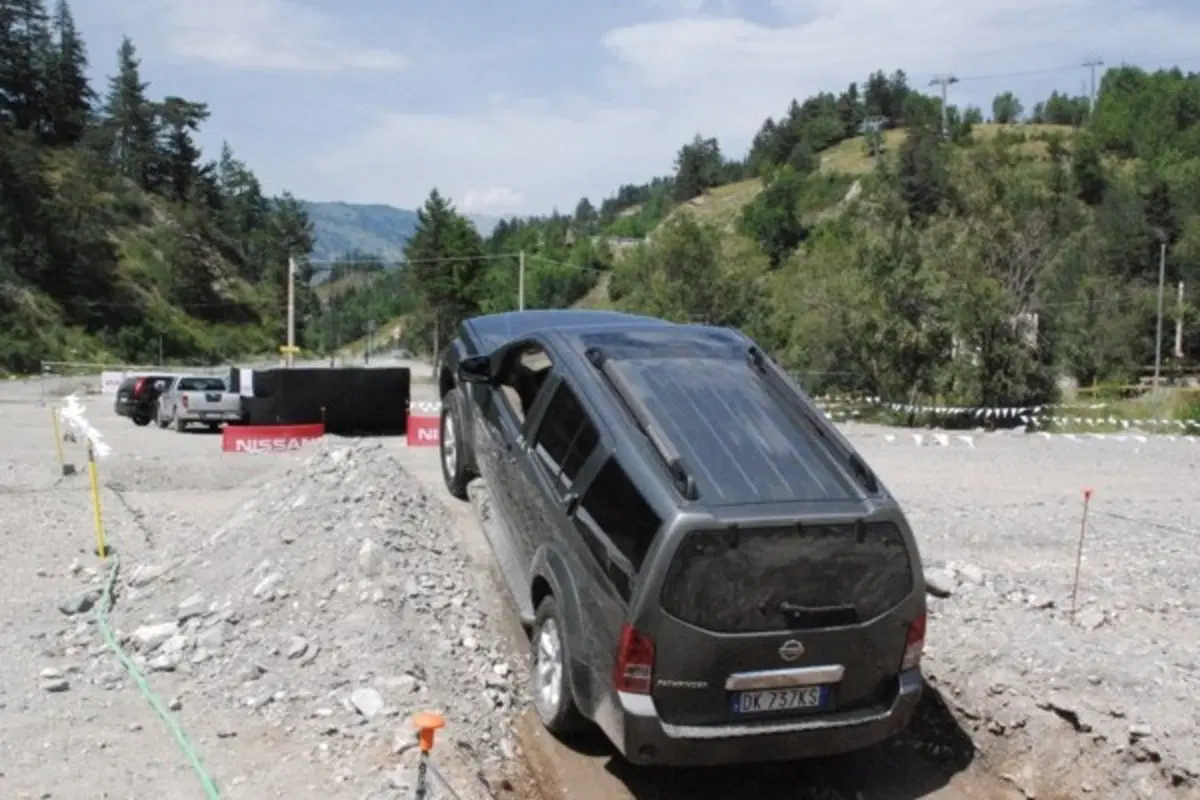 Nissan X-Trail (4)