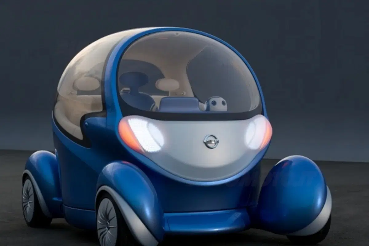 Nissan Pivo 2