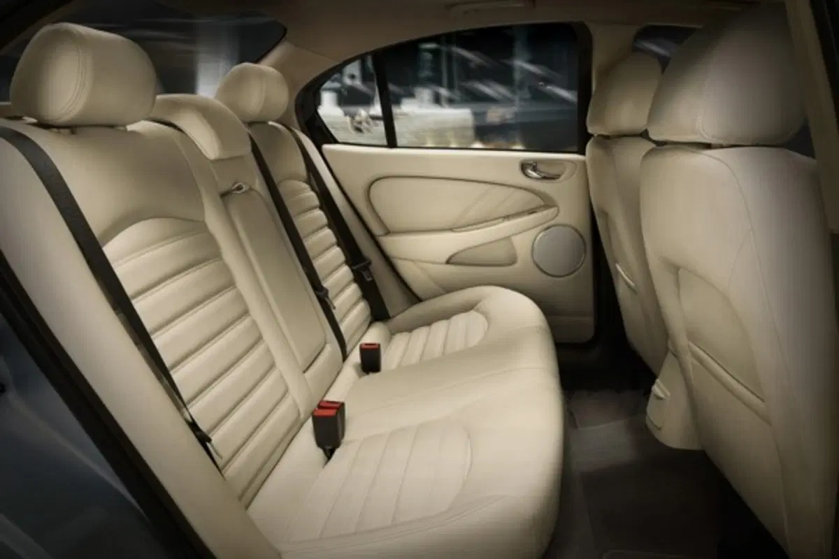 Jaguar X-Type restyling (15)