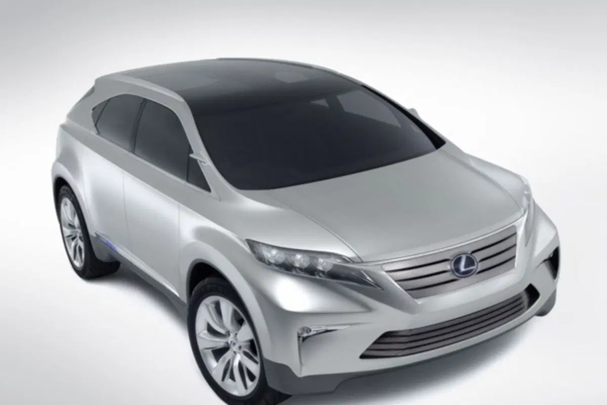 Lexus LF-Xh Concept (22)