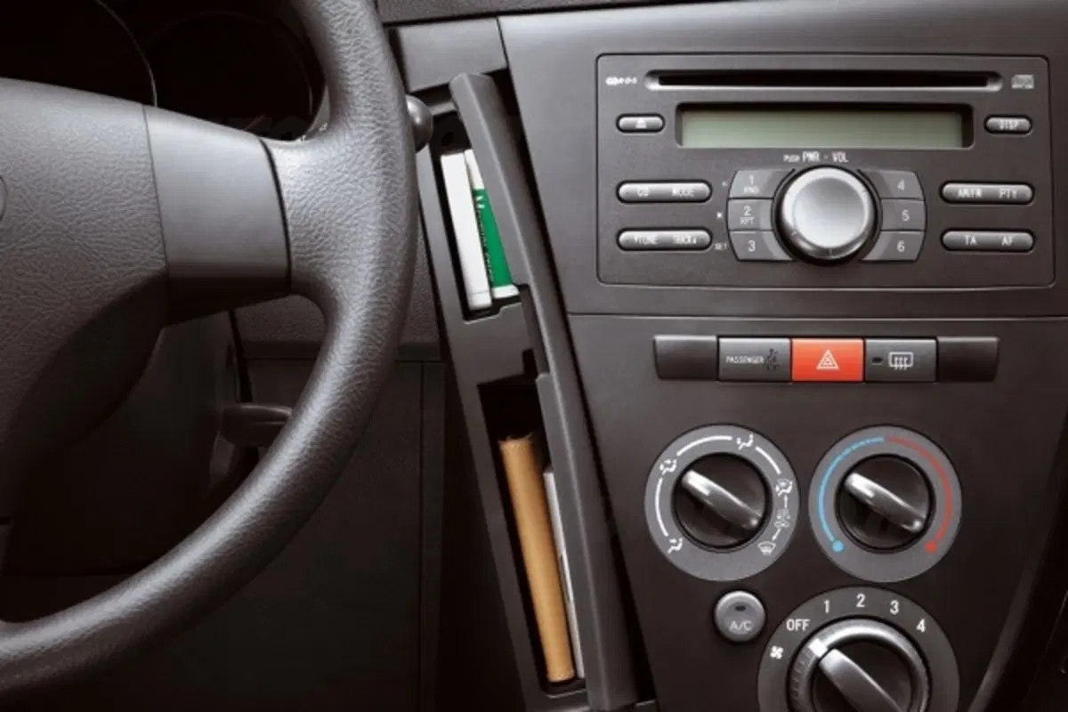 Daihatsu Cuore (5)
