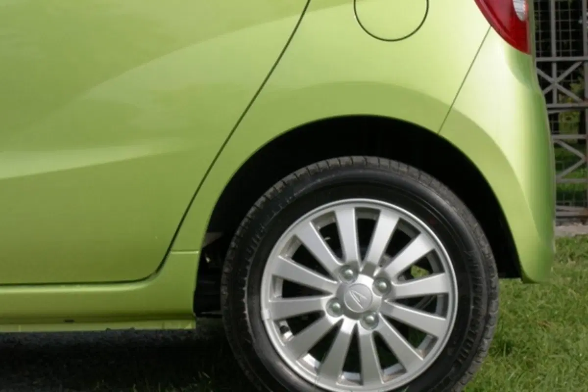 Daihatsu Cuore (16)