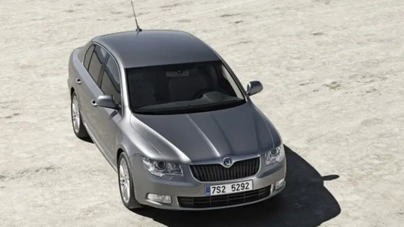 Nuova Skoda Superb