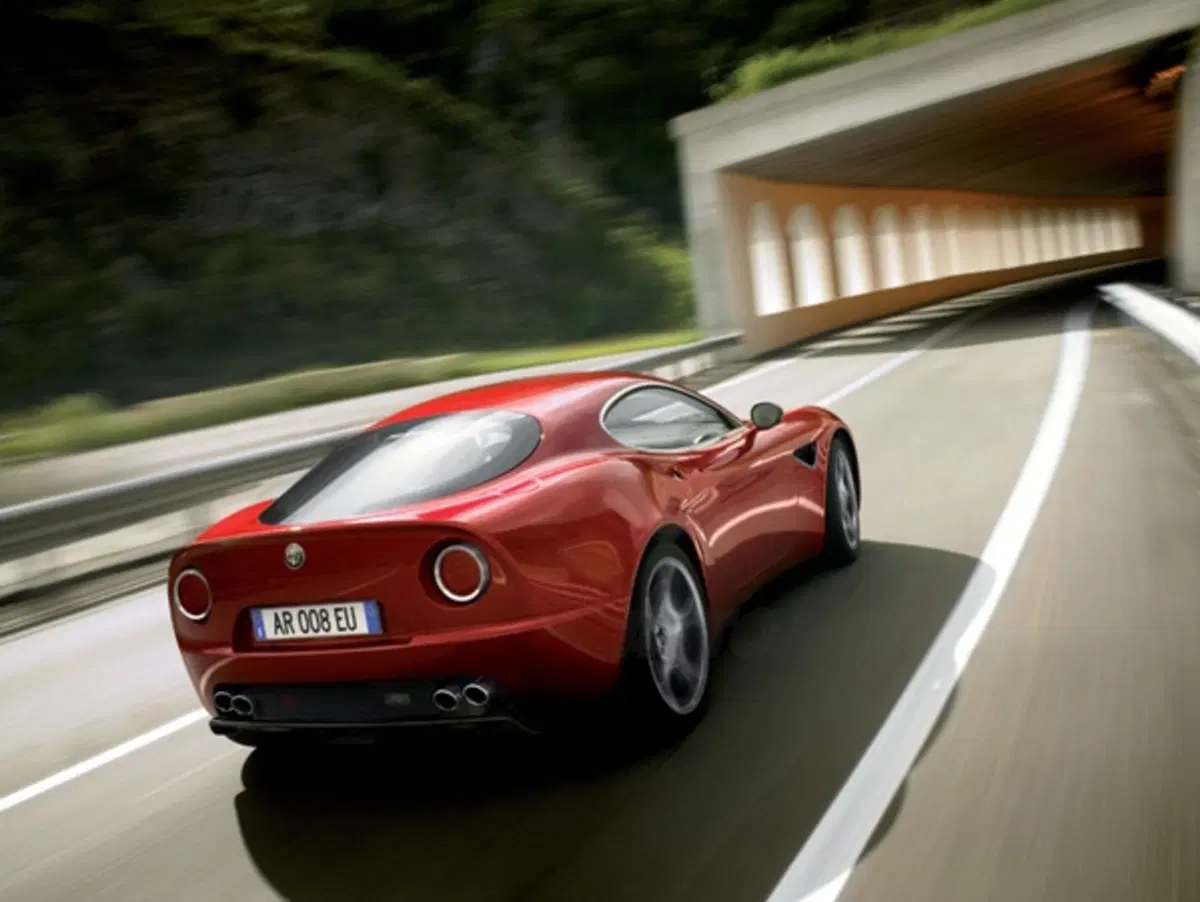 Stoner prova la Alfa Romeo 8c (6)