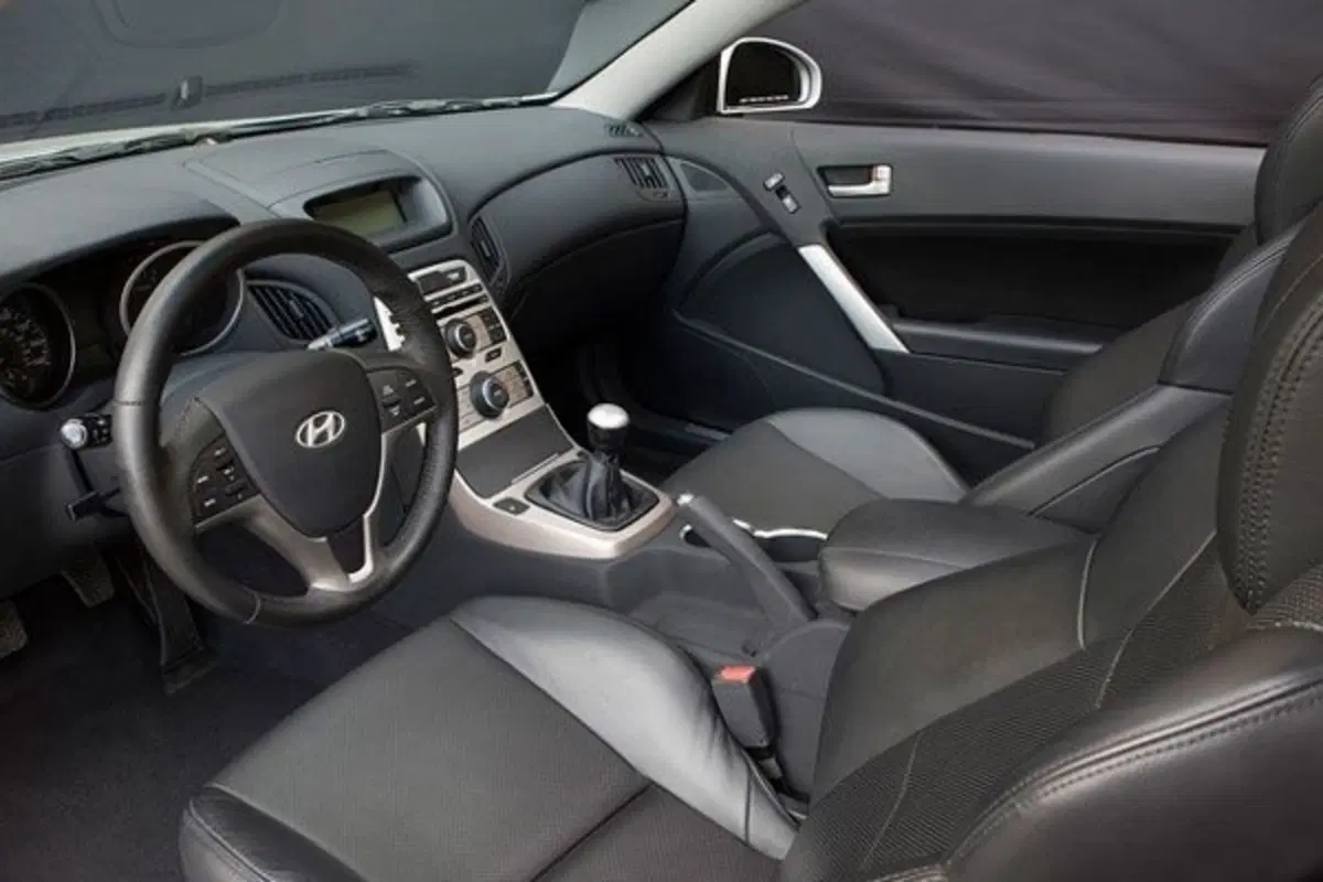 Hyundai Genesis Coupé (12)