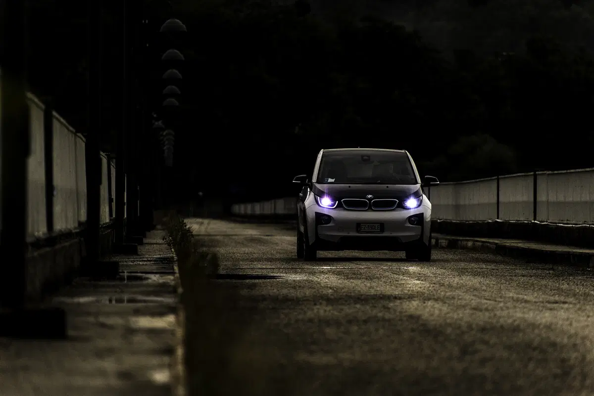 Hundred to go: arriva su Sky la serie tv marchiata BMW e Fox (15)