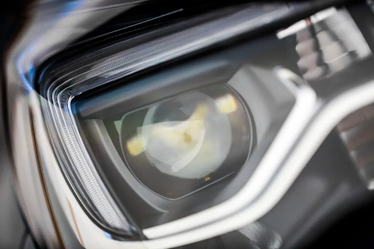 Opel Astra, ecco perché scegliere i fari full led a matrice IntelliLux [Video] (11)