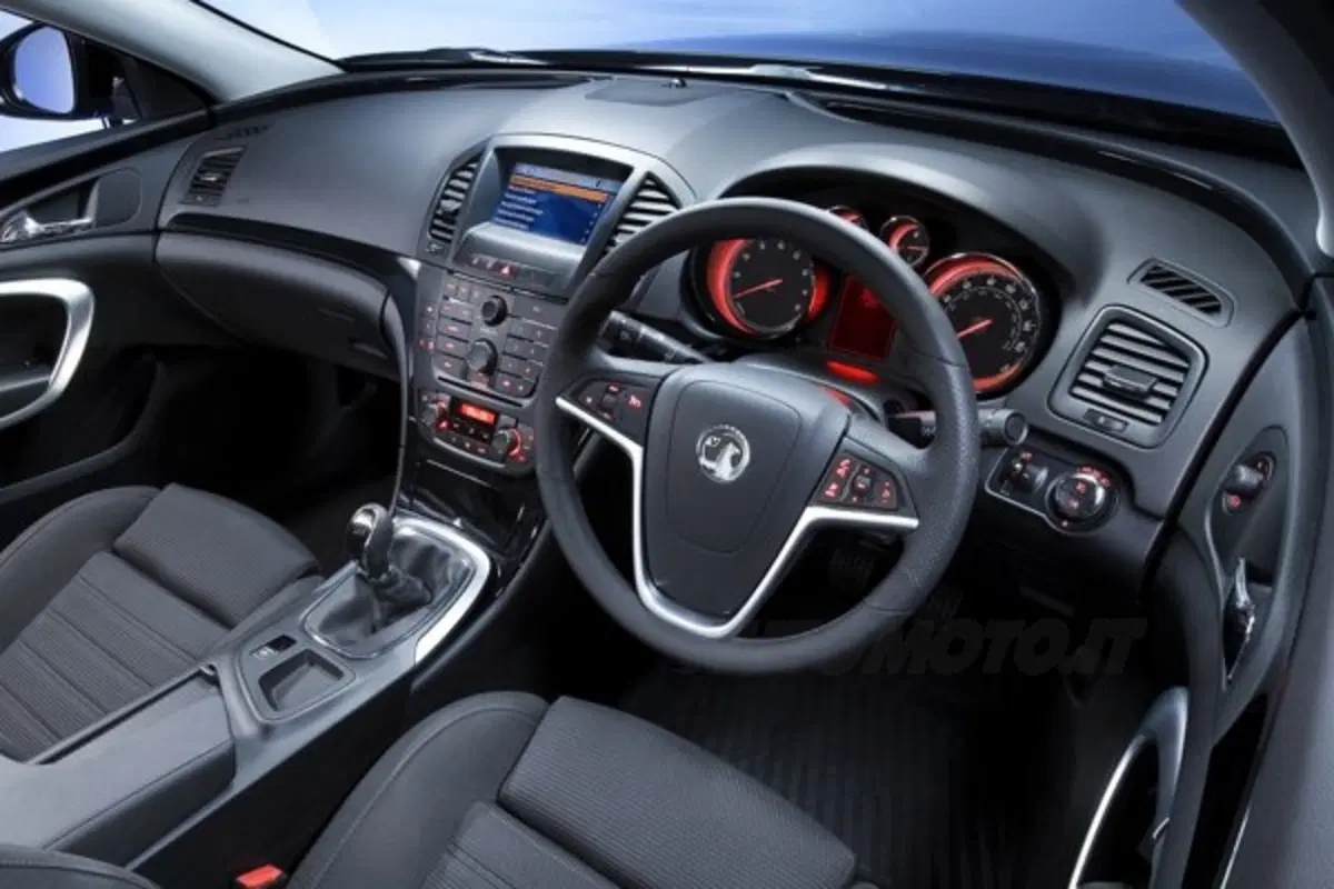 Nuova Opel Insignia (7)