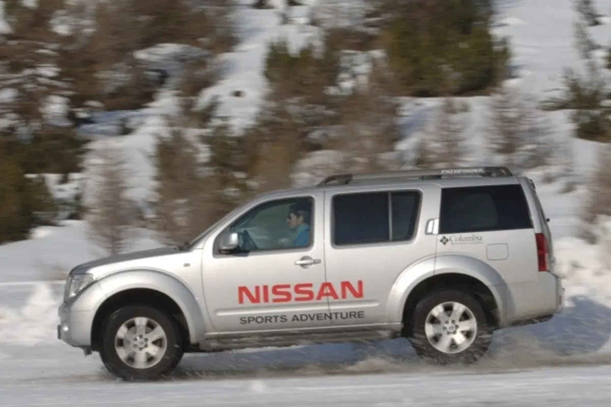 Nissan Snow Camp (14)